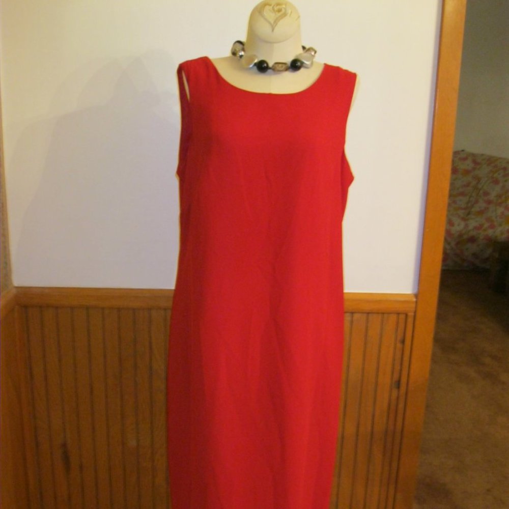 Red Scoop Neck Dress, Size 10